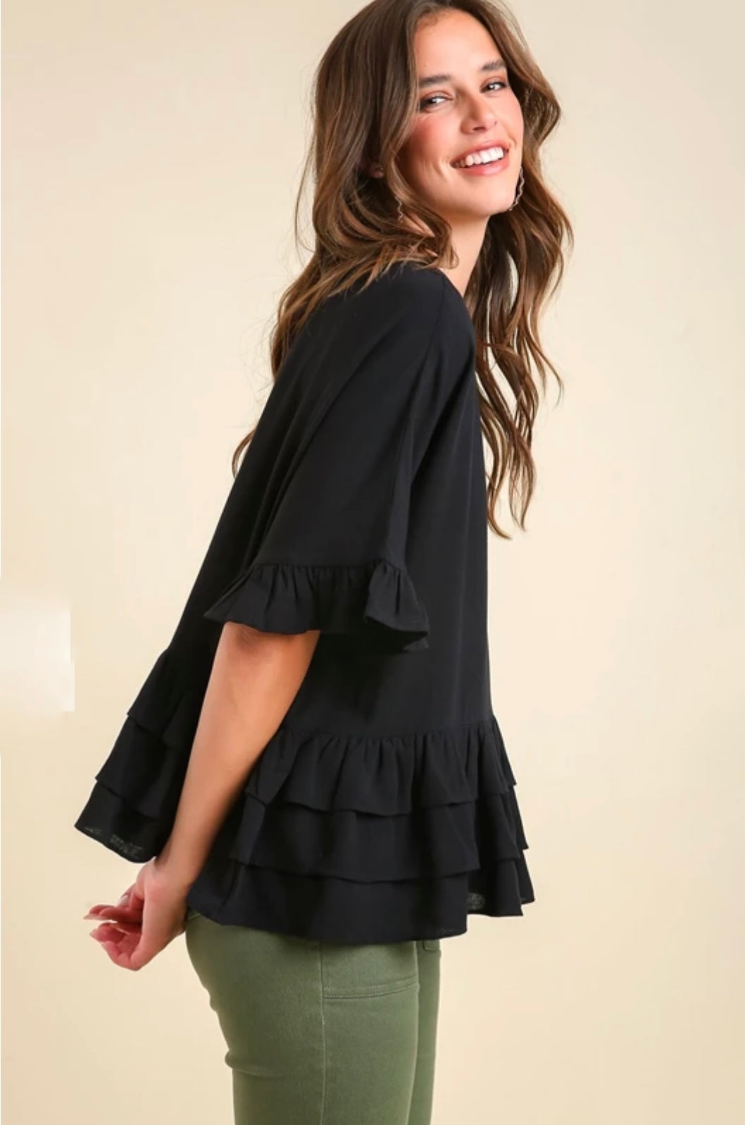 Ruffle Tiers Linen Round Neck Top