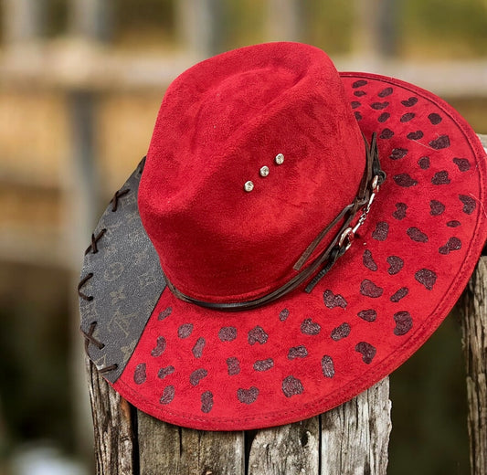 Scarlet Leopard Hat